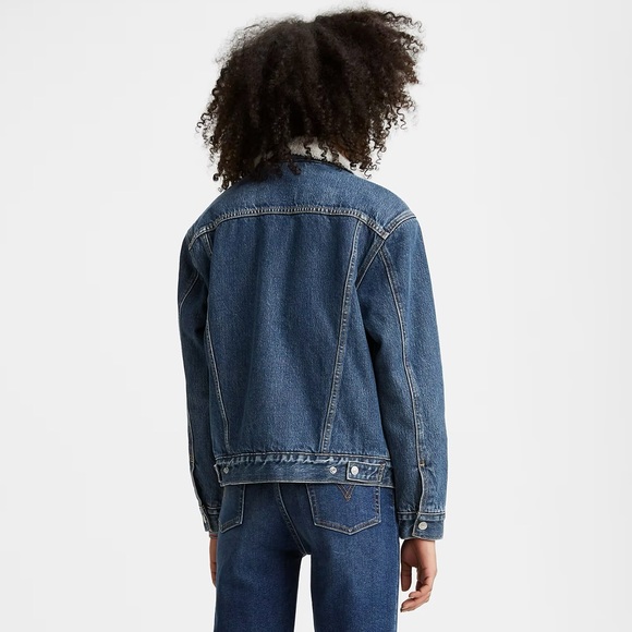 Levi’s Sherpa Trucker Jacket - Picture 4 of 5
